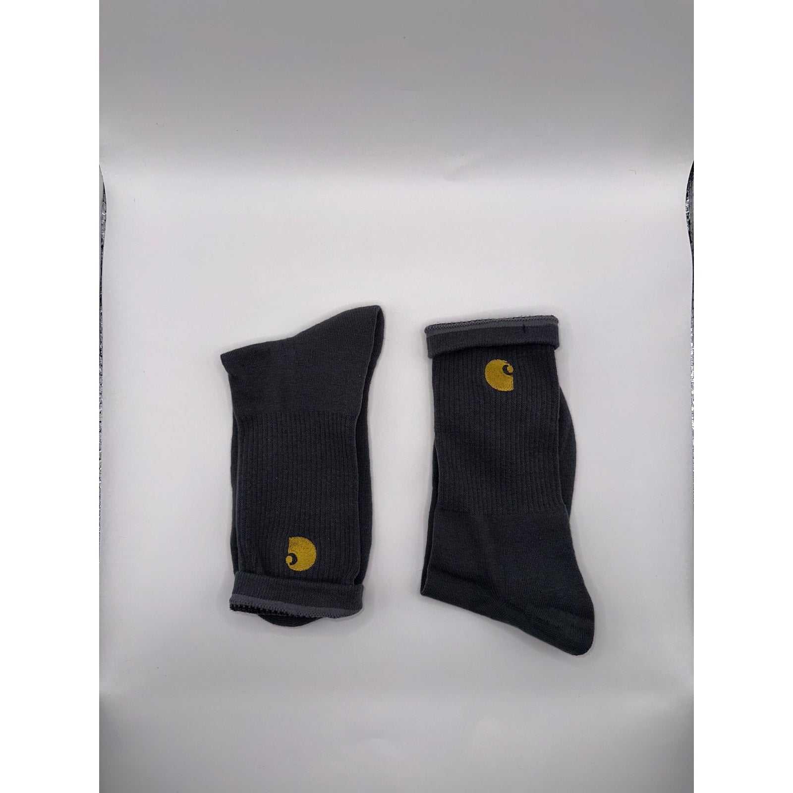 CARHARTT 3 PAIRS WIP CHASE CREW SOCKS  IN JUNIPER AND HEATHER GRAY  ONE SIZE