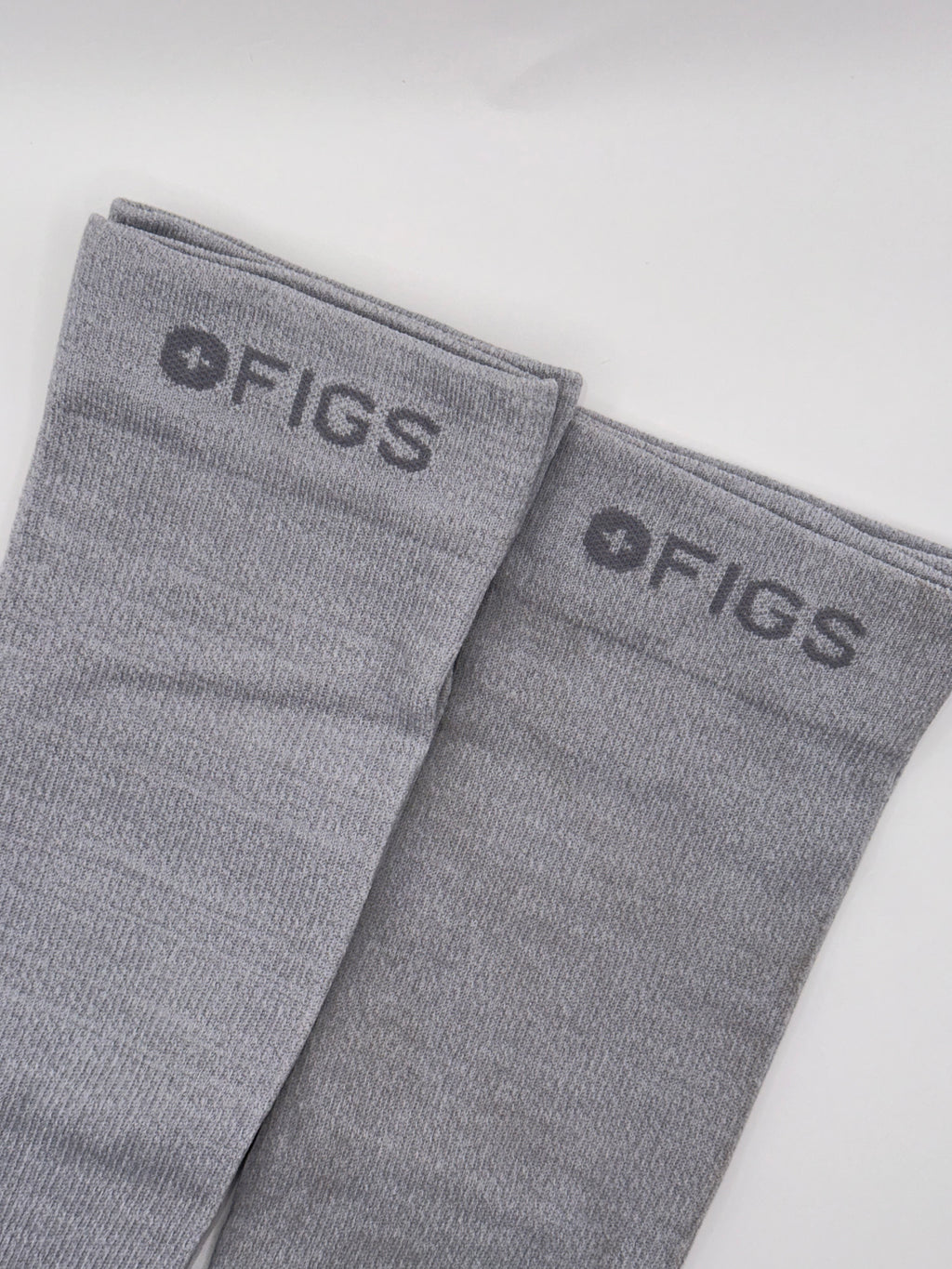 2 Pairs FIGS Compression Socks Gray 100% Awesome Size Large