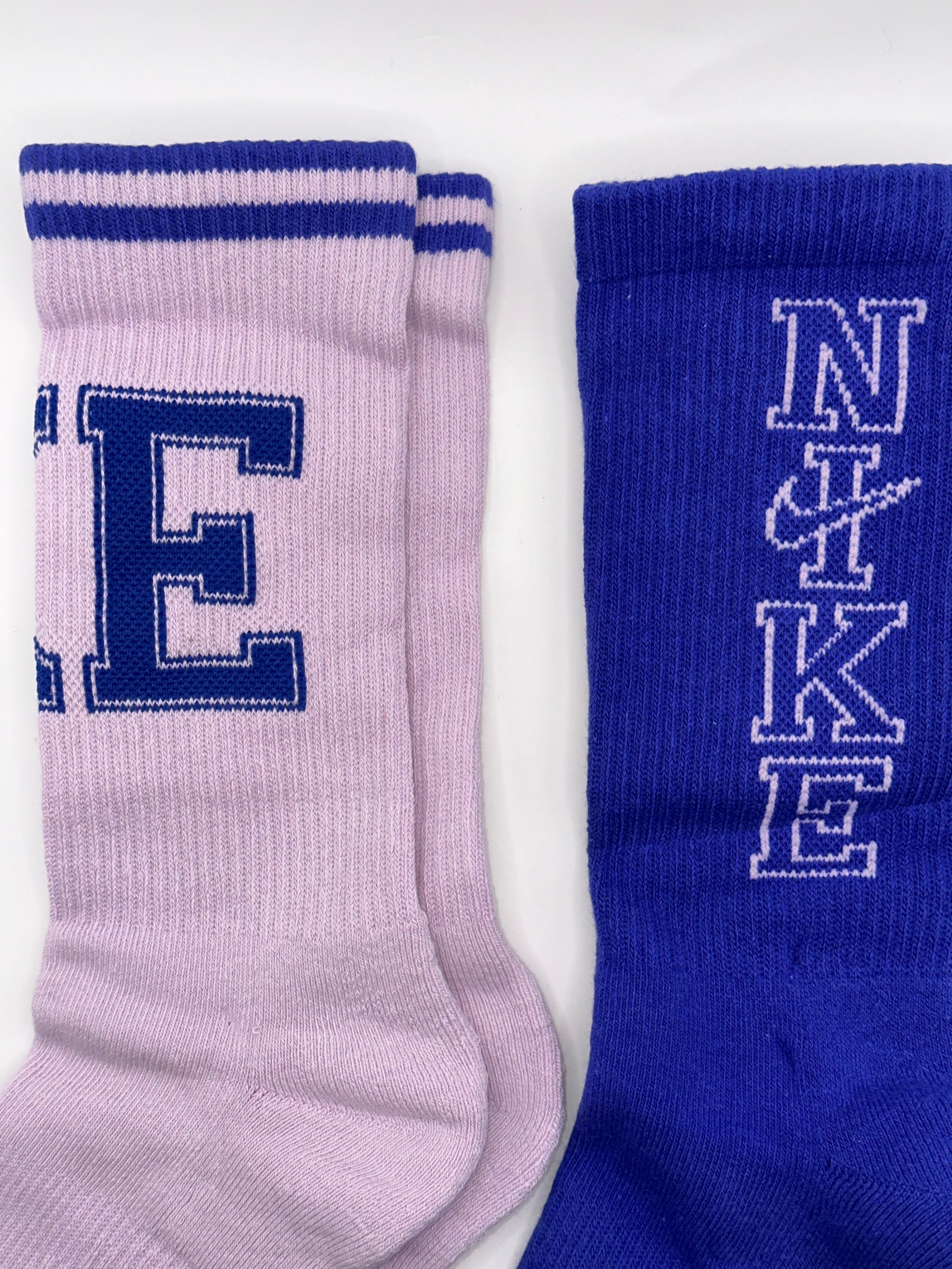 2 Pairs Nike Unisex Everyday Plus Cushioned Crew Socks - Medium