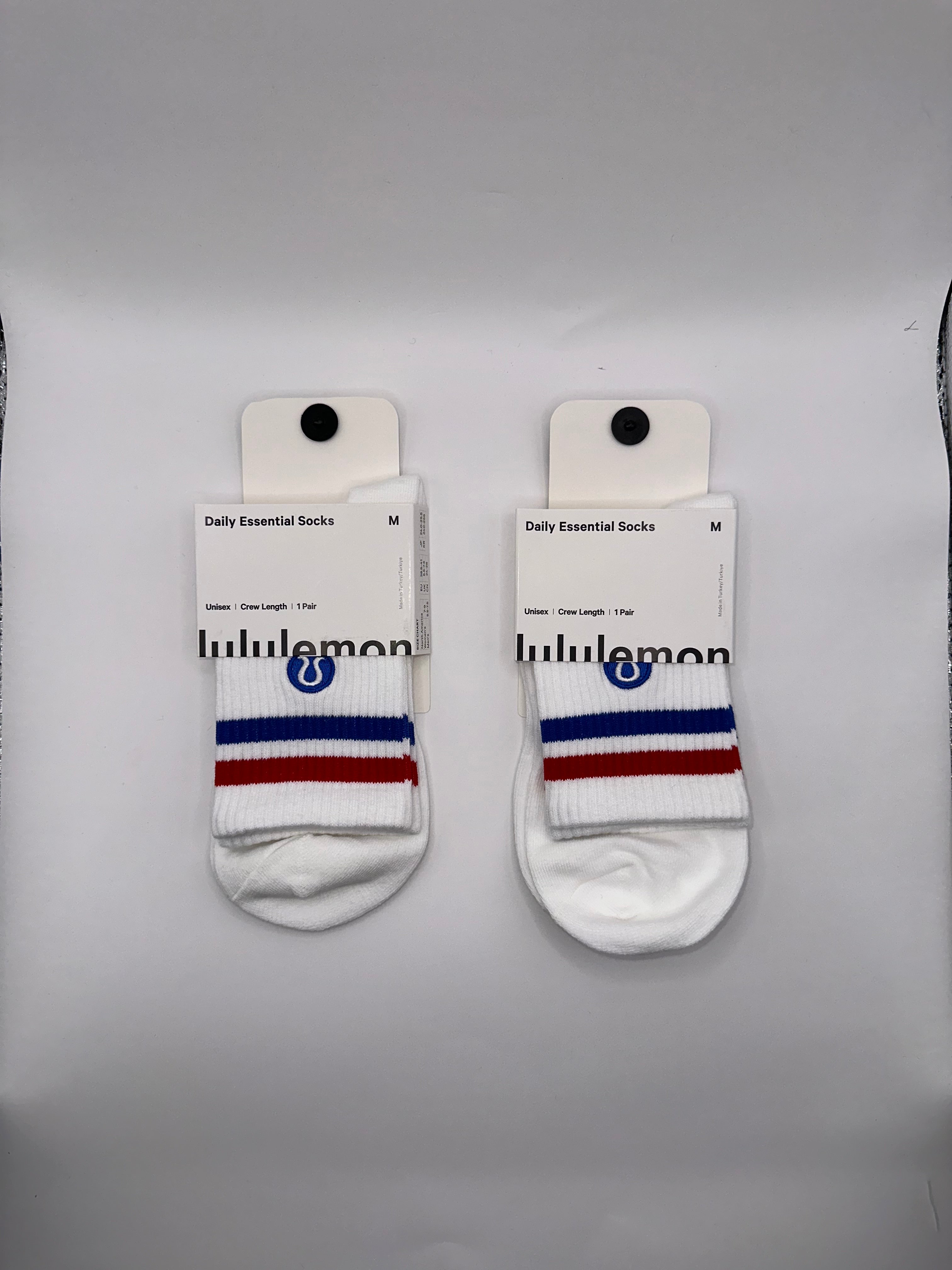NWT 2 Pairs Lululemon Unisex Daily Essential Stripe Crew Socks - Medium