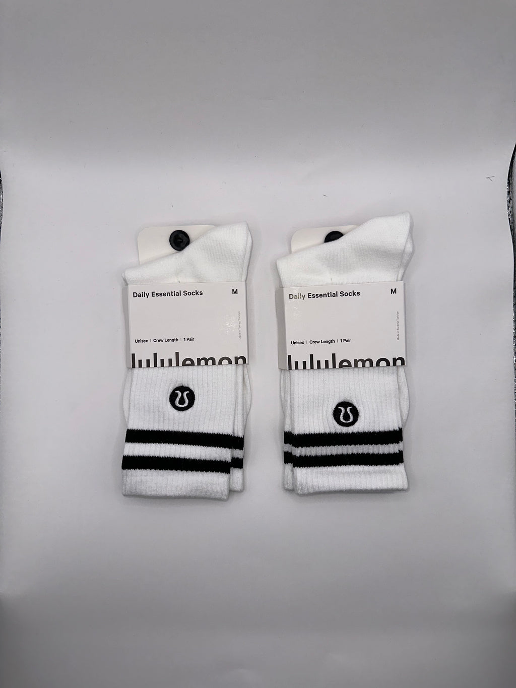 2 Pairs Lululemon Unisex Daily Essential Crew Socks - Medium NWT