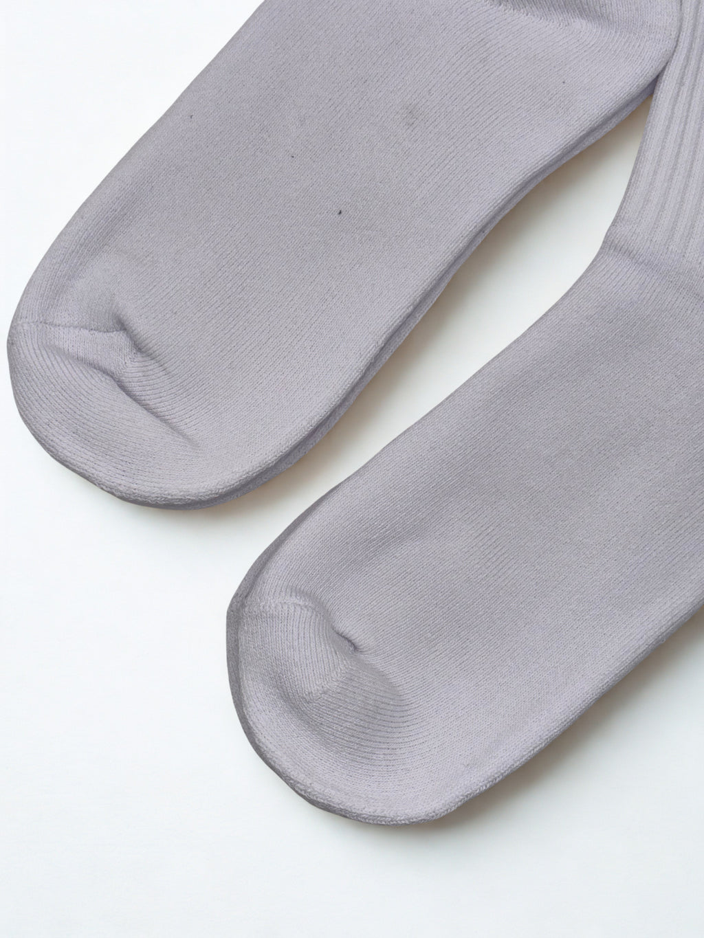 3 Pairs Alo Yoga Unisex Throwback Sock M/L fits sizes 8 – 11 White & Gray