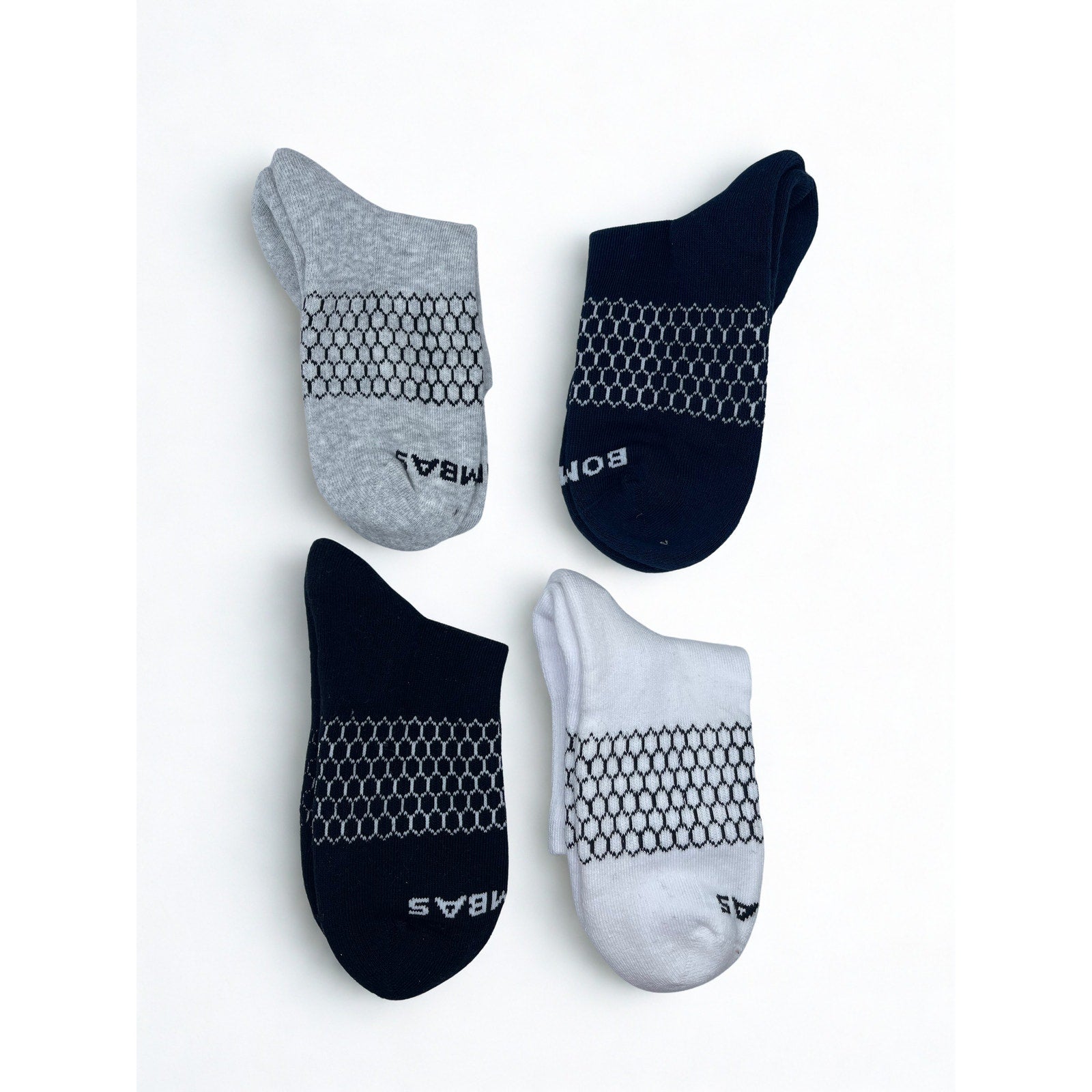 4 Pairs Bombas Daily Quarter Socks Size Medium 6-10