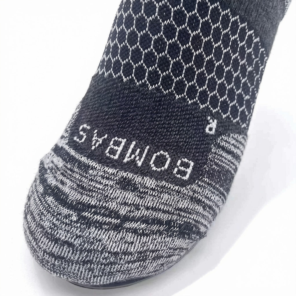 12 Pairs Bombas Performance Hextec Ankle Socks Large NWOT