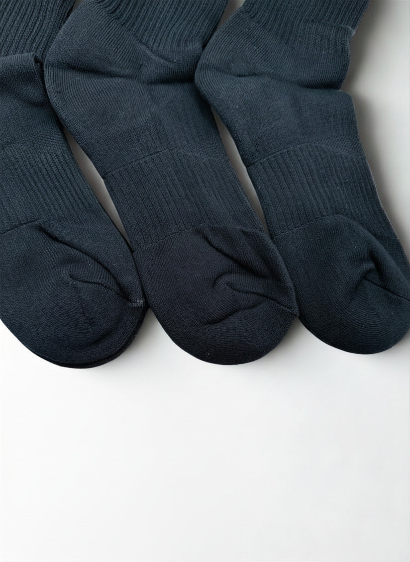 3 Pairs NWOT NIKE Black Everyday Cotton Crew Socks Dri Fit Size Medium