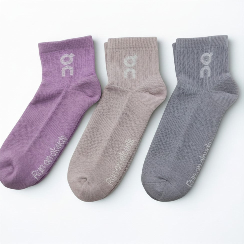 3 Pairs NWT On Cloud Mid Socks Size Medium Unisex