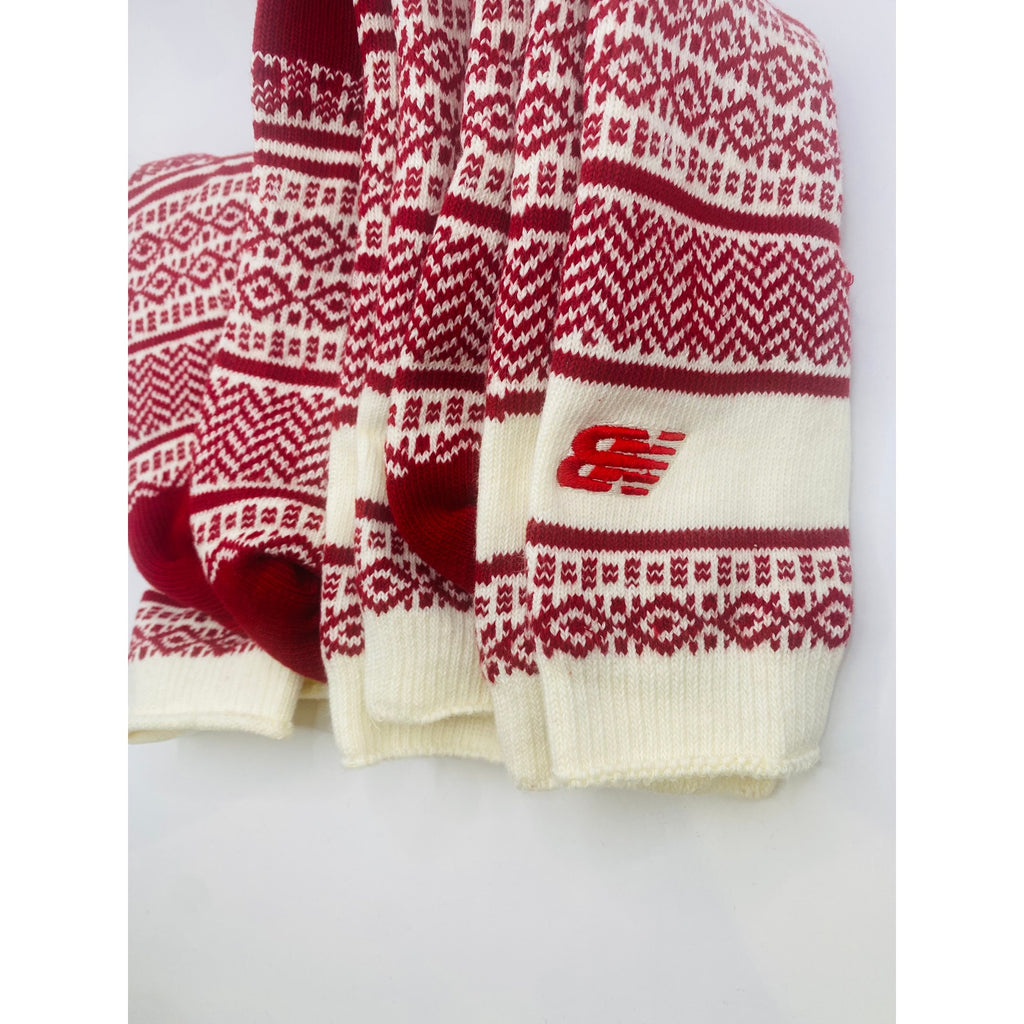 3 PAIR New Balance Holiday Crew socks Off-white and Red Geometric Pattern M/L