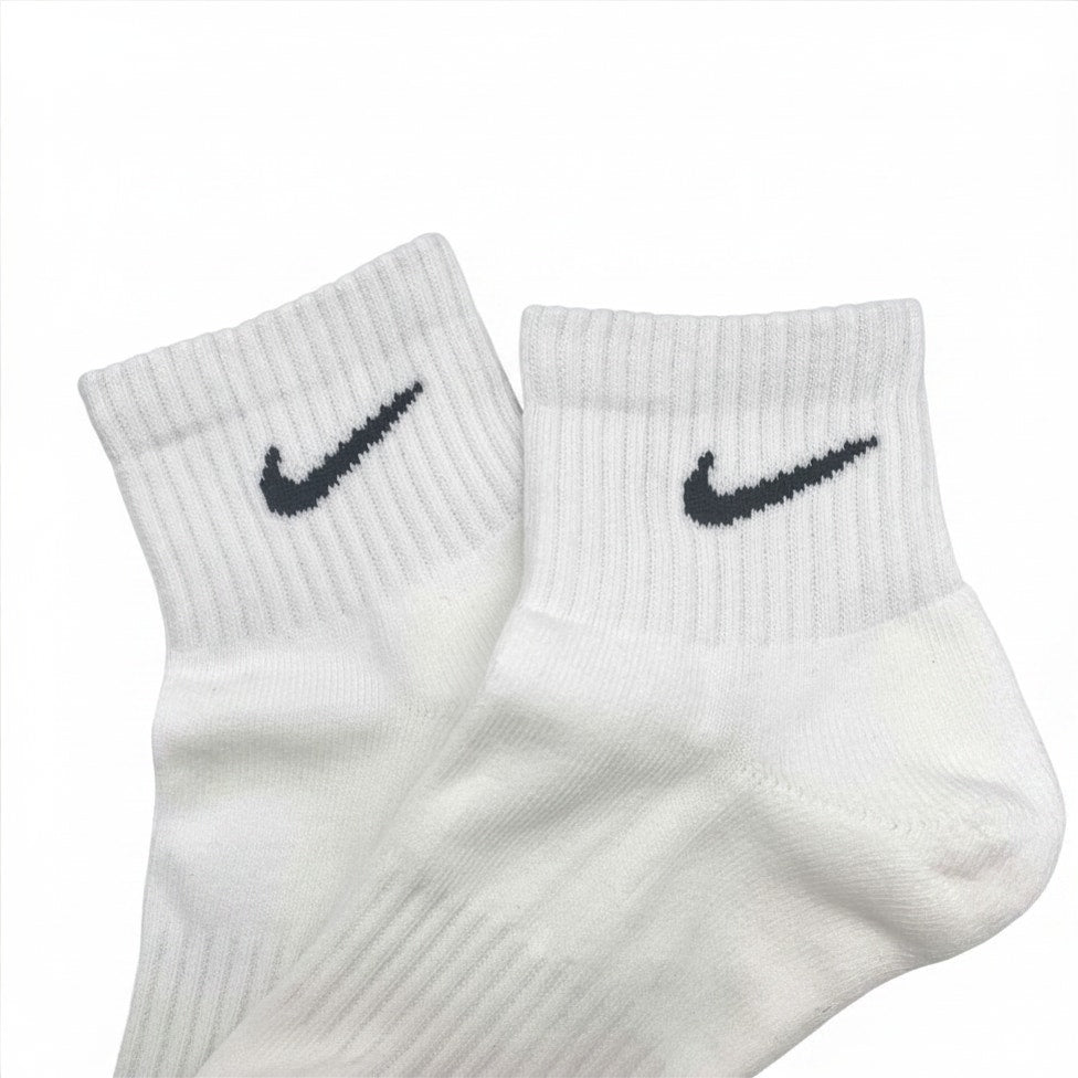 NIKE 6 Pairs Women Men's Quarter socks Size Large
