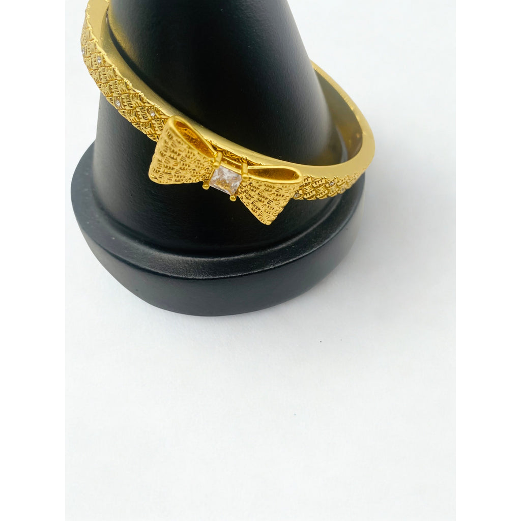 Kate Spade New York Wrapped In A Bow Hinged Bangle