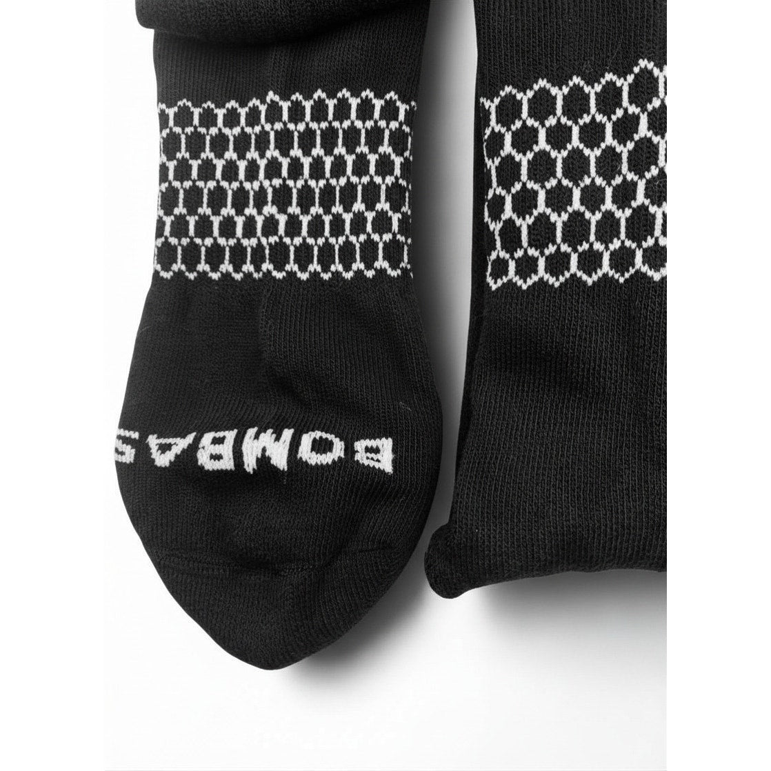 4 Pairs Bombas Black Crew Socks Size Large 8-12