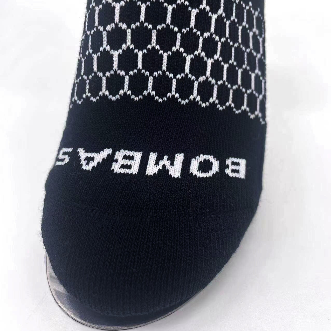 6 Pairs Women Men's BOMBAS Honeycomb Quarter socks Size Small Black