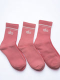 3 Pairs Alo Yoga Unisex Throwback Sock M/L fits sizes 8 – 11 Pink